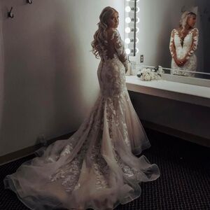 Ashley & Justin wedding dress size 9/10